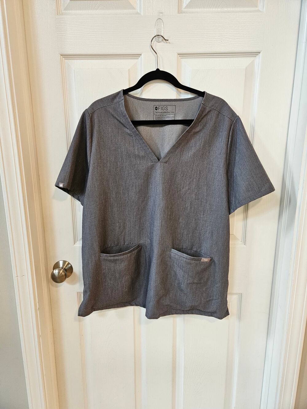 FIGS Casma Scrub Top XXL Gray V Neck 2 Pocket Technical Collection Nurse